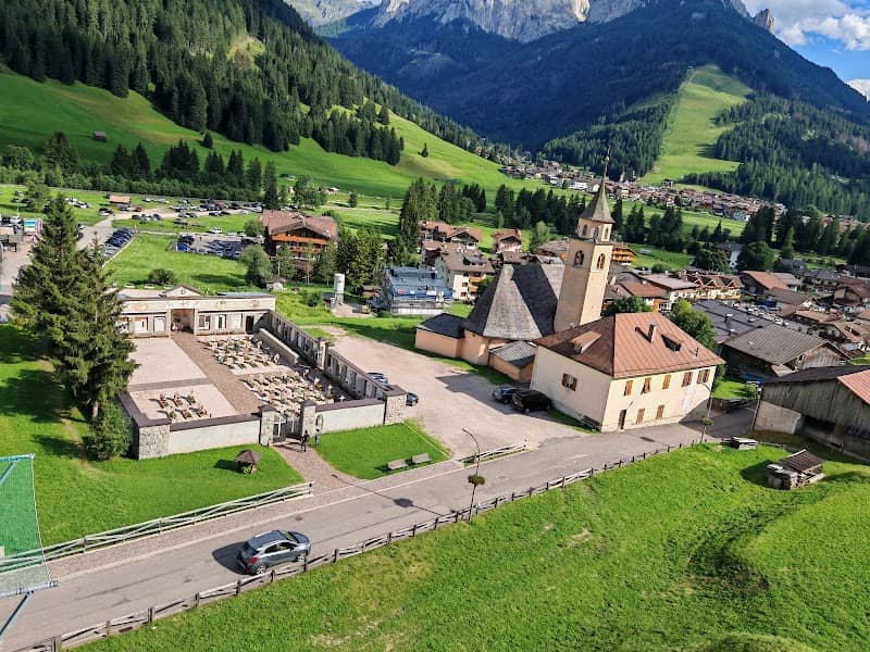 Cimitero Pera di Fassa - Image 1