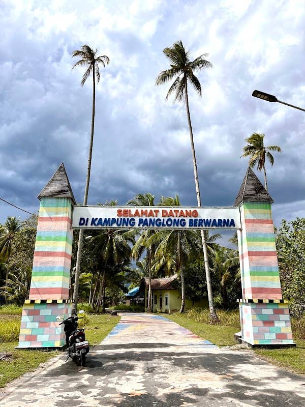 GERBANG KAMPUNG PANGLONG BERWARNA - Image 1