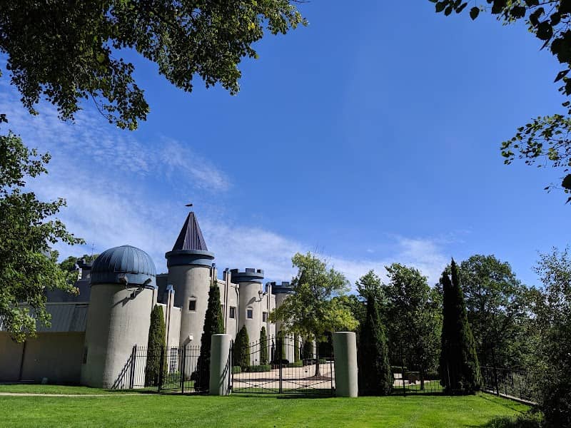 The Canadian Lakes Castle - Image 1