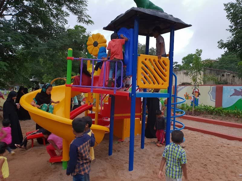 ZP QUARTERS PARK - Image 1