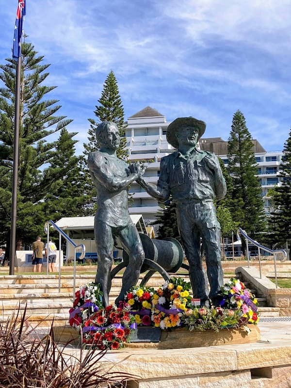 Anzac Memorial Coogee - Image 1