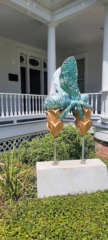 Beeville Art Museum - Image 1