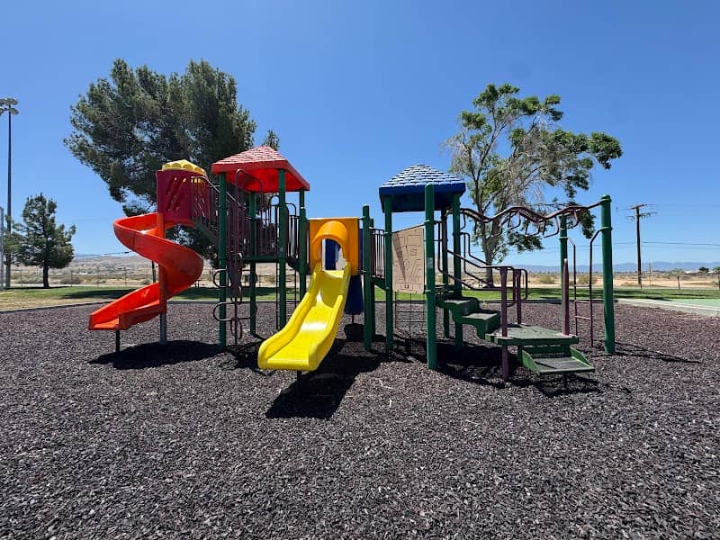 Mendel Park - Image 2