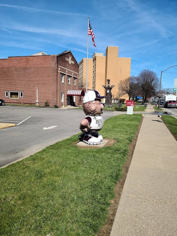 A Philnomenal Place Phil Statue - Image 2