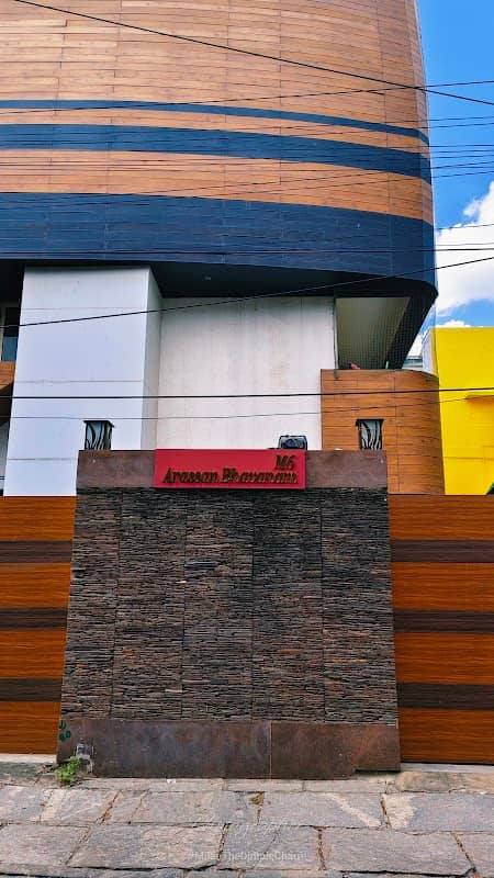 Simbu house - Image 1