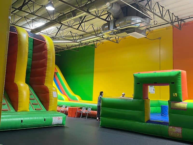Party Kingdom - Image 1