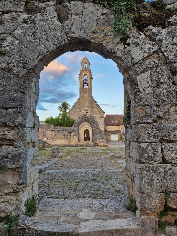 Ruines de l'ancien hôpital - Image 2