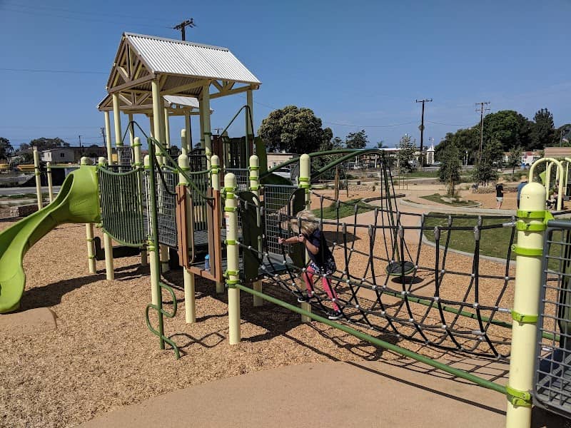 Kellogg Park - Image 1
