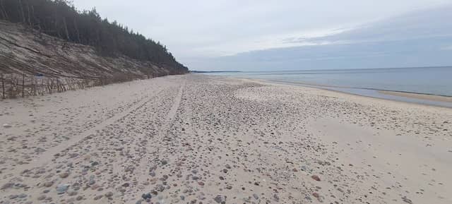 Kamienista plaża - Image 1