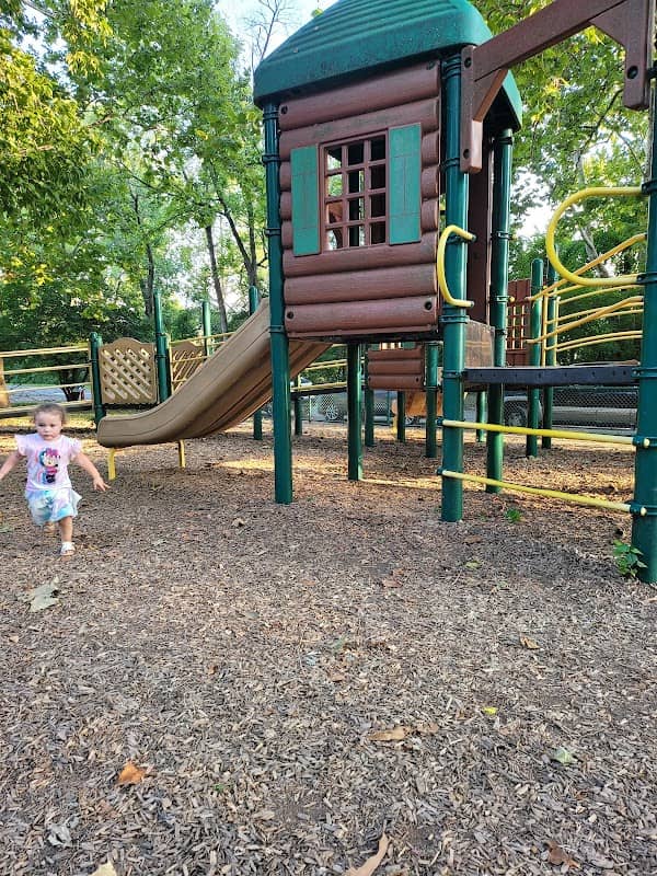 Sand Island Park - Image 3