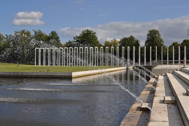 Fontänen am Burgsee - Image 2