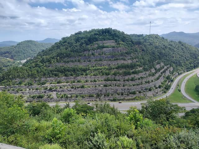 Pikeville Cut-Through Overlook - Image 1