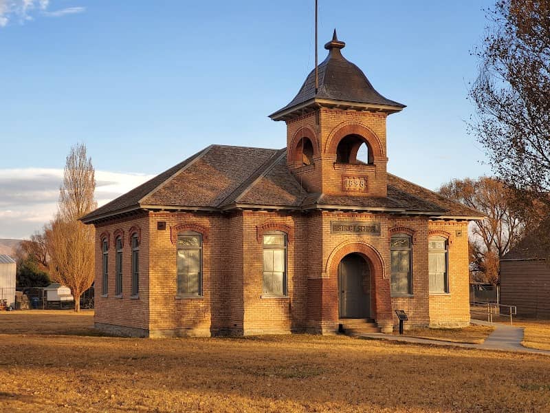 Fairfield Schoolhouse - Image 1