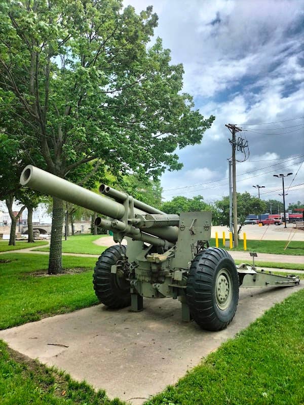 Veteran's Park - Image 1