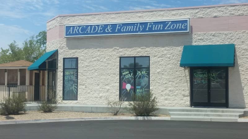 Blue Water Arcade - Image 1