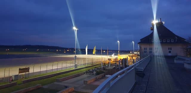 Besucherterrassen Flughafen - Image 1