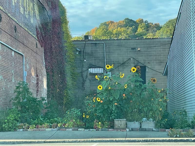 Pomeroy Botanical Garden - Image 2