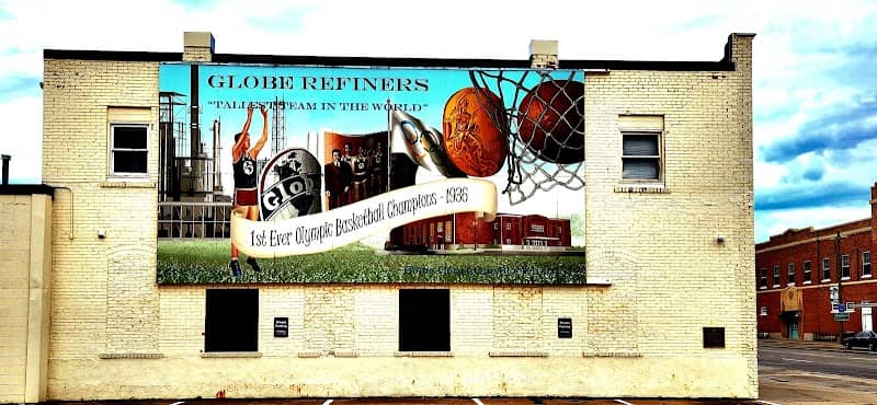 Globe Refiners Mural - Image 2