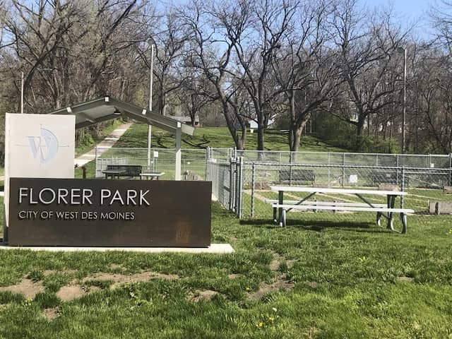 Florer Park - Image 2