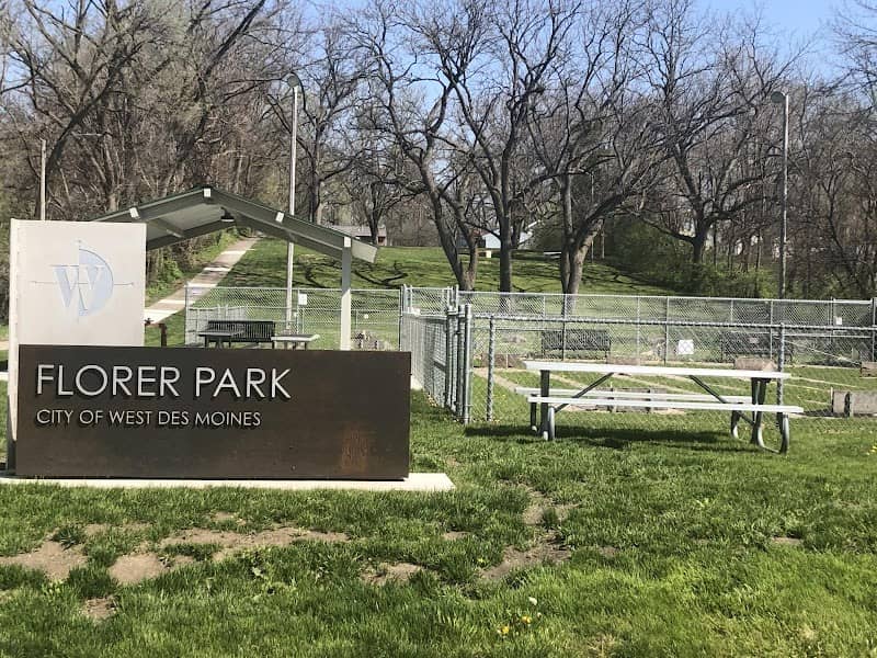 Florer Park - Image 2