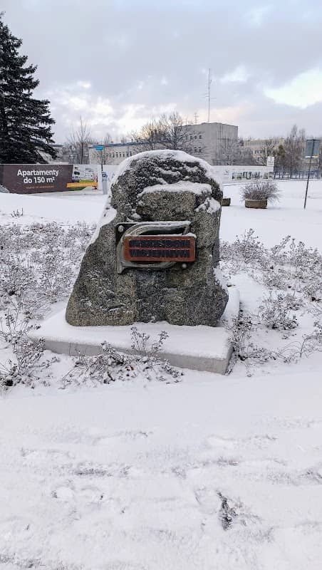 Obelisk Inwalidów Wojennych - Image 2