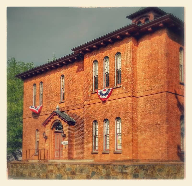 Old Colony History Museum - Image 1