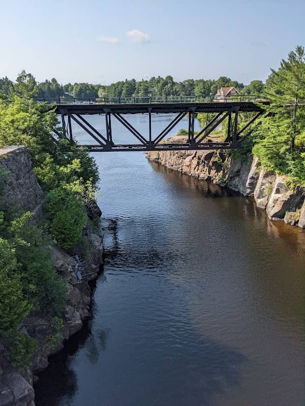 Sturgeon Falls Lookout Park - Image 2