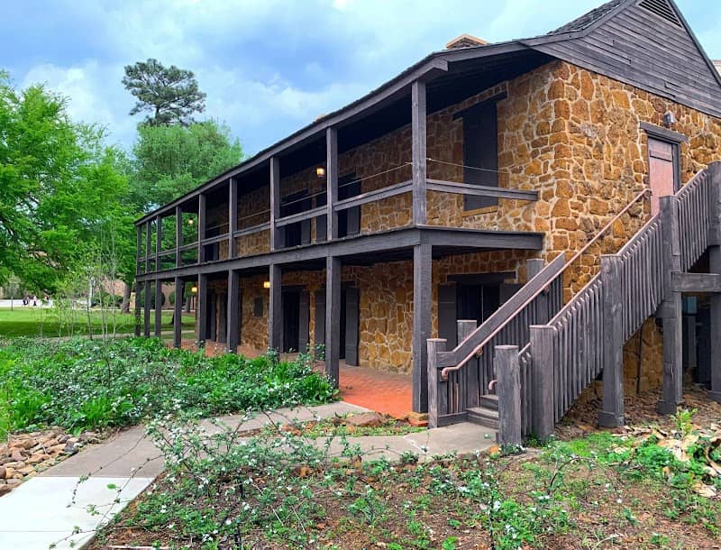 Stone Fort Museum - Image 1