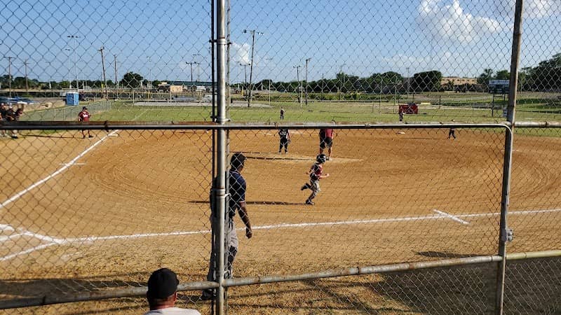 Mexia City park - Image 1