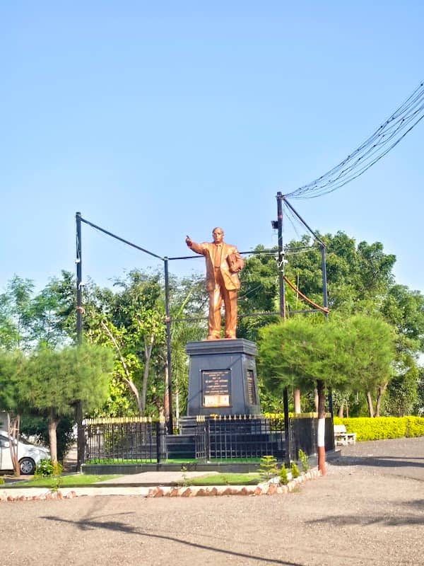 Muktibhumi Memorial Park Yeola - Image 1