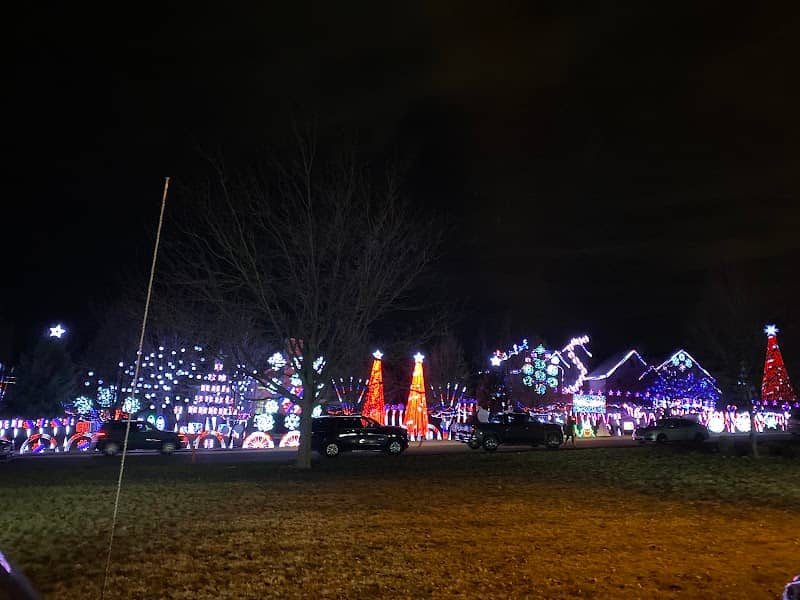 Christmas Light display in Highland - Image 2