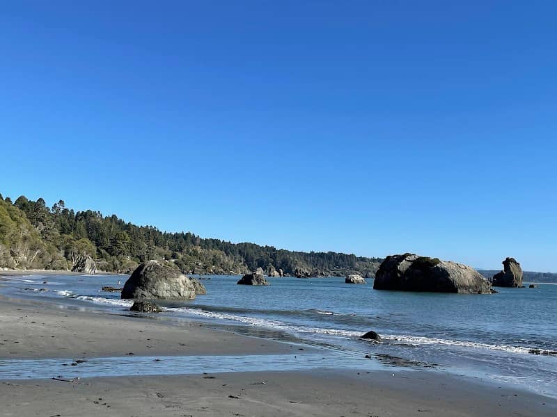 Old Home Beach - Image 1