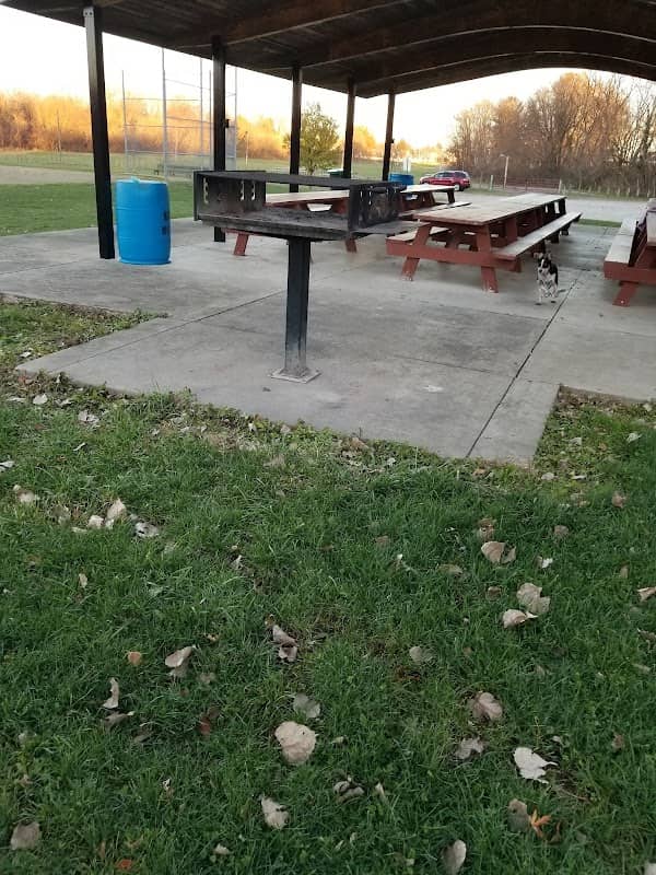 Mallonn Park - Image 1