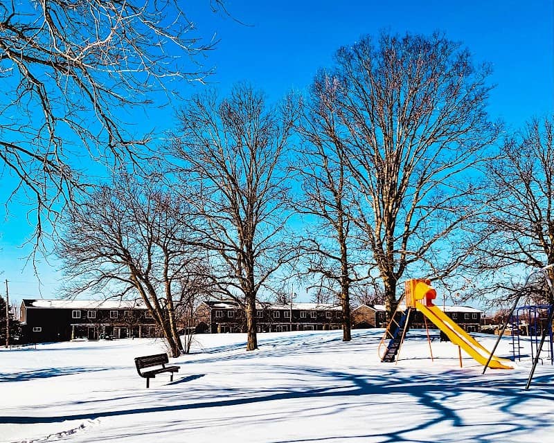 Parkwood Park - Image 1