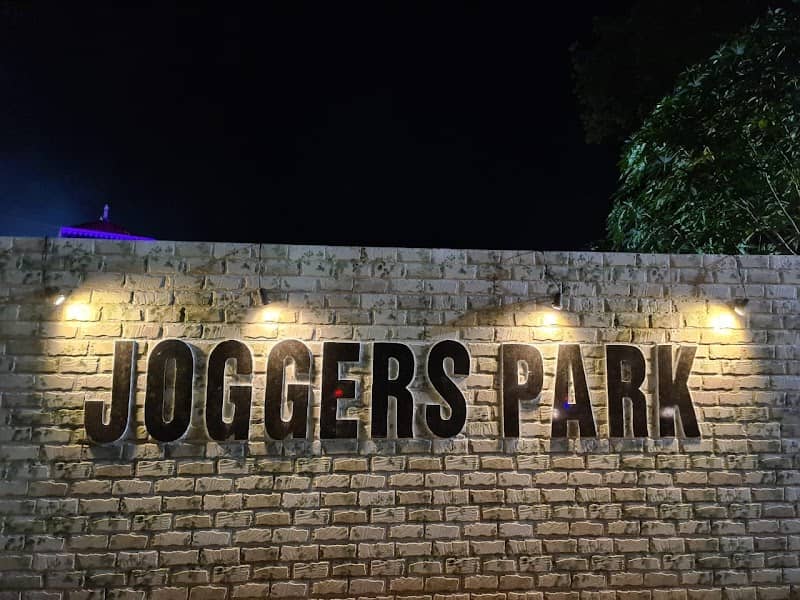JOGGERS PARK - Image 1