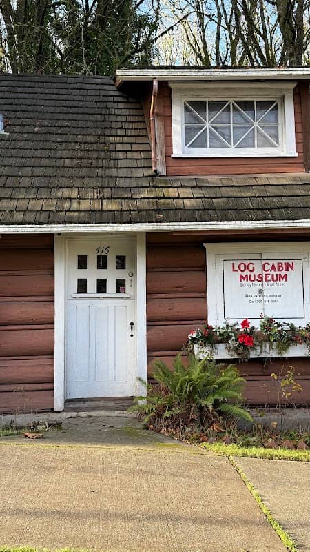 Log Cabin Museum - Image 2