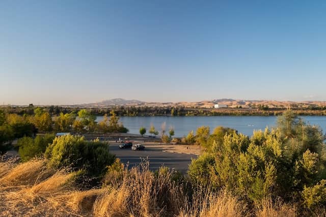 Shadow Cliffs Regional Recreation Area - Image 1
