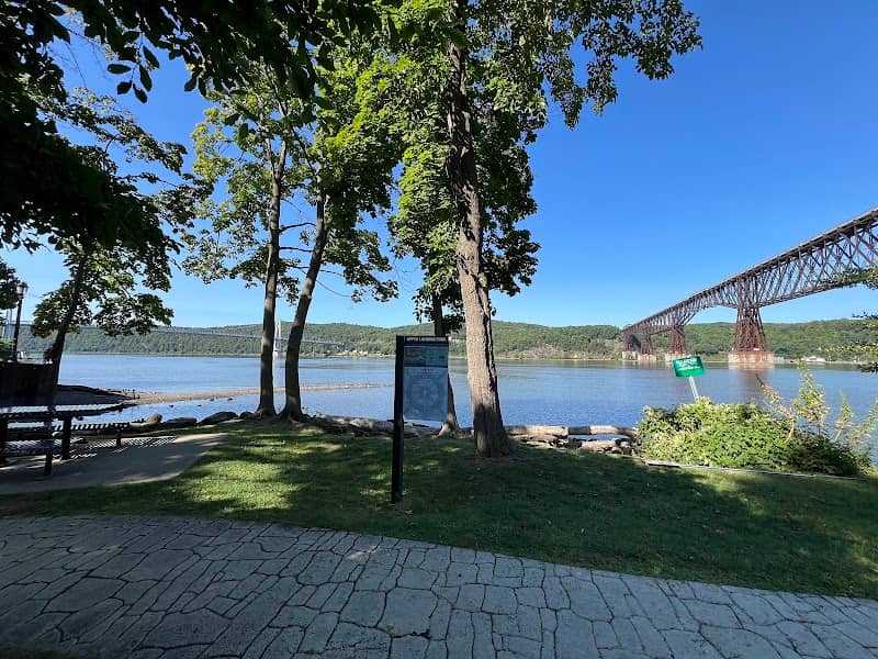 Upper Landing Park - Image 1