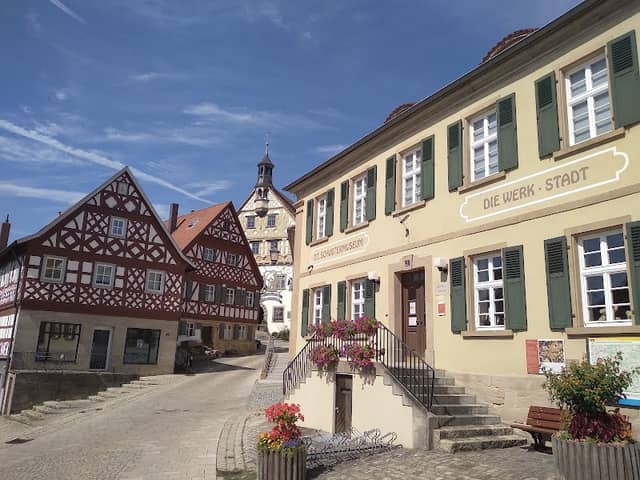 Deutsches Schustermuseum Burgkunstadt - Image 1