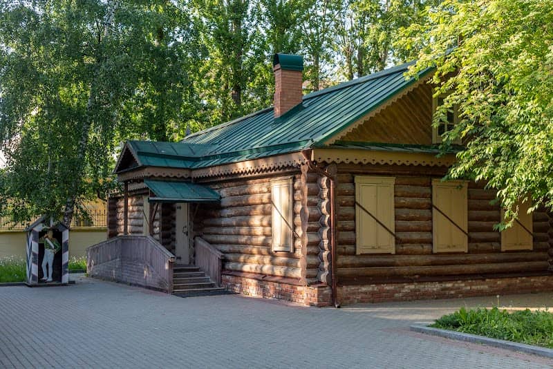 Muzey Kutuzovskaya Izba - Image 2