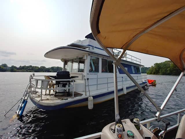 Niemeyer's Rugged River Resort - Image 1
