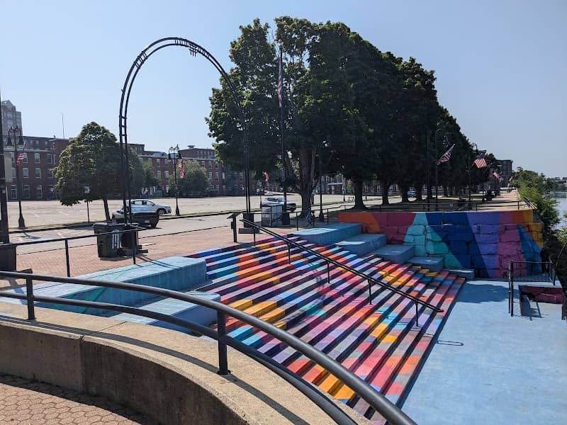 “Embrace” Mural by James Chase - Image 2
