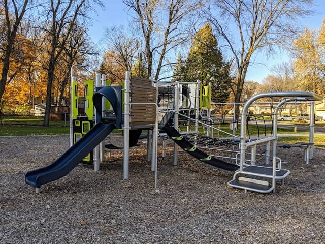 Stahlke Park - Image 1