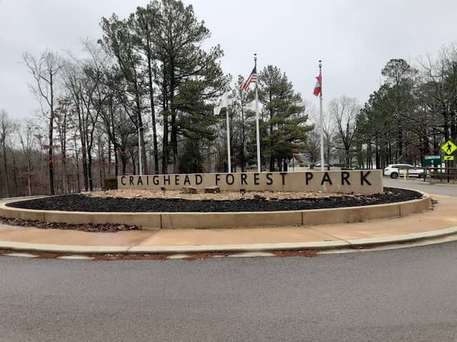 Craighead Trail Parking - Image 2