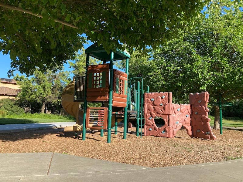Willowbank Park - Image 1