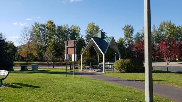 South Lake Park - Image 1