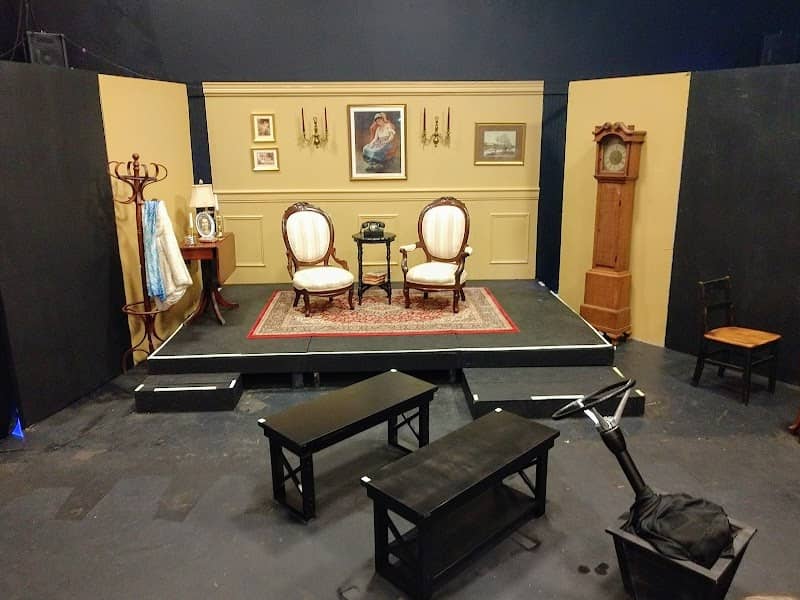 Magnolia Arts Center - Image 1