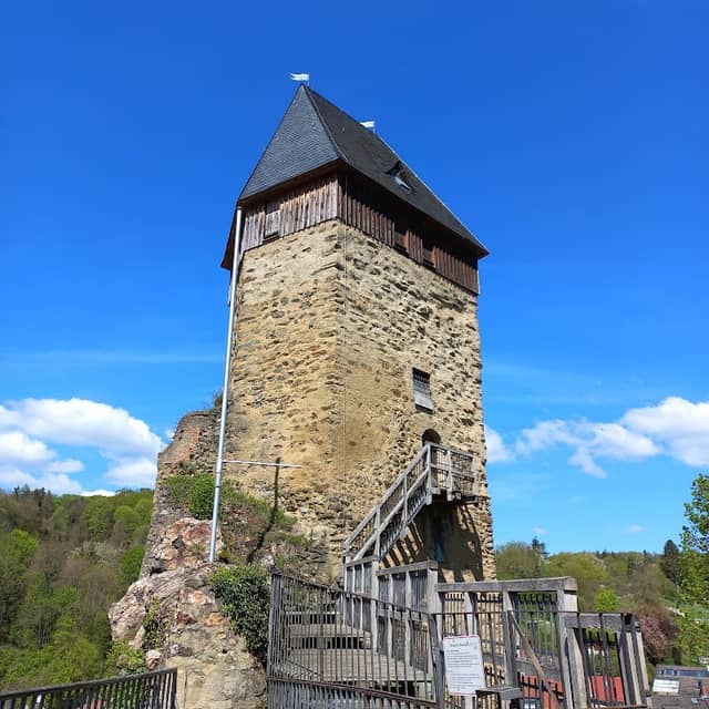 Frauenstein Castle - Image 1
