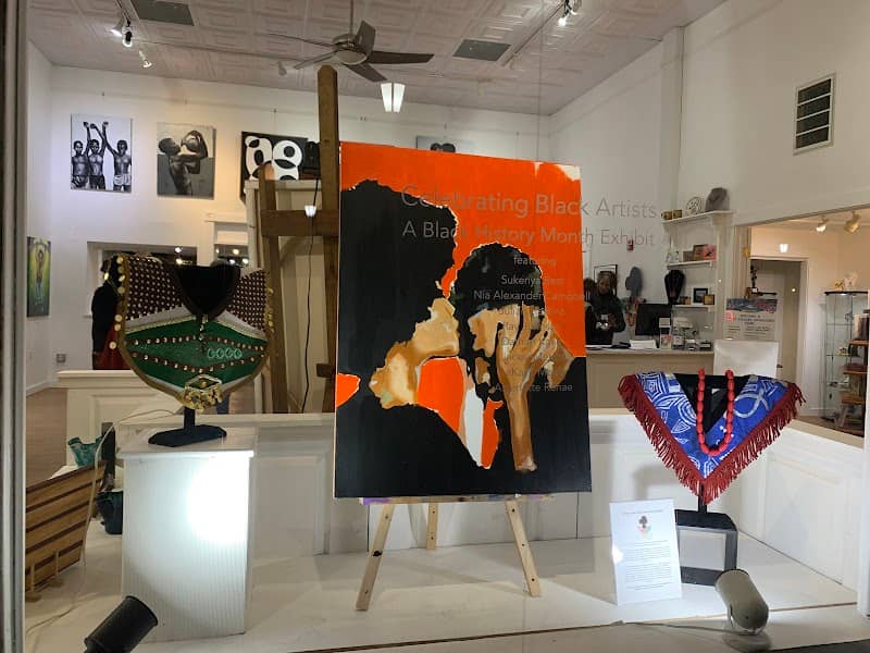Gloucester Arts On Main - Image 1