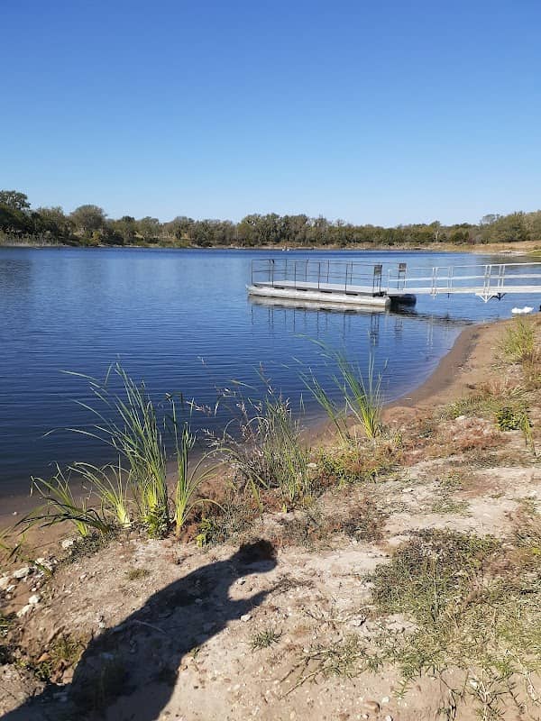 Veteran's Memorial Lake - Image 1